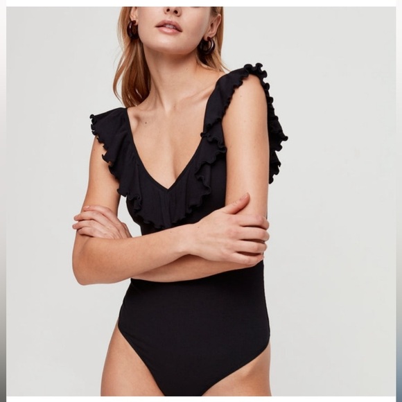 Wilfred Tops - NWOT Aritzia Wilfred Danette Bodysuit